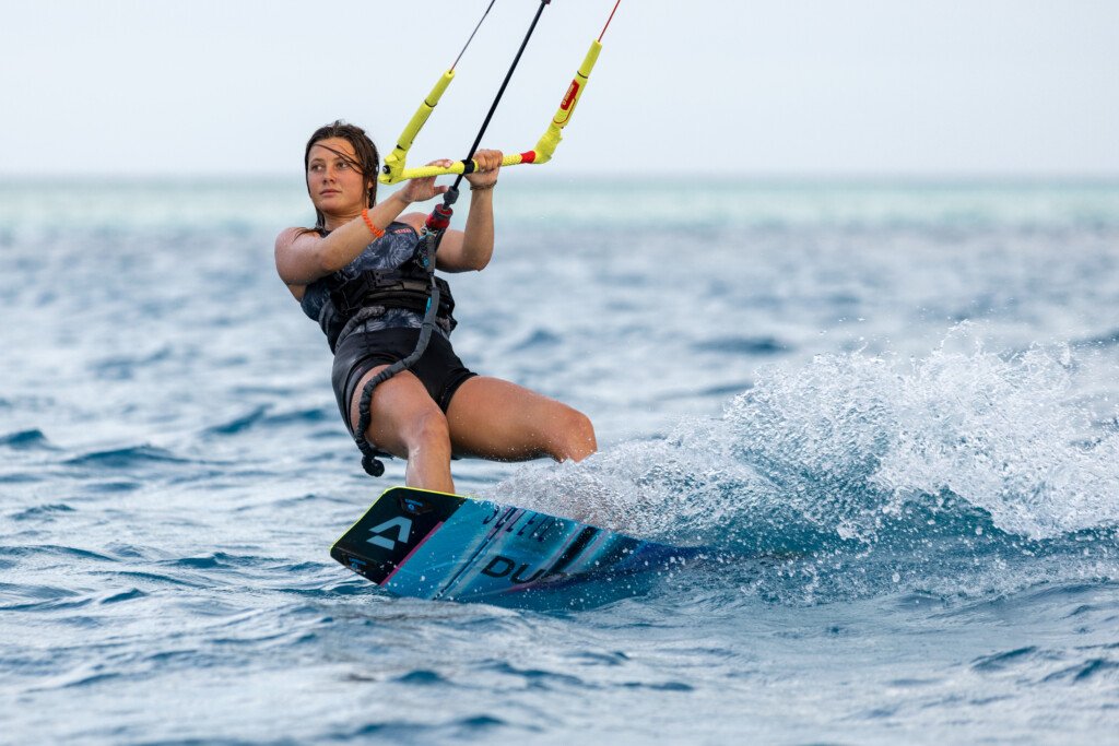 Curso de kitesurf : 1 Lección imprescindible La ventana de viento 2 cómo ir contra el viento en kitesurf