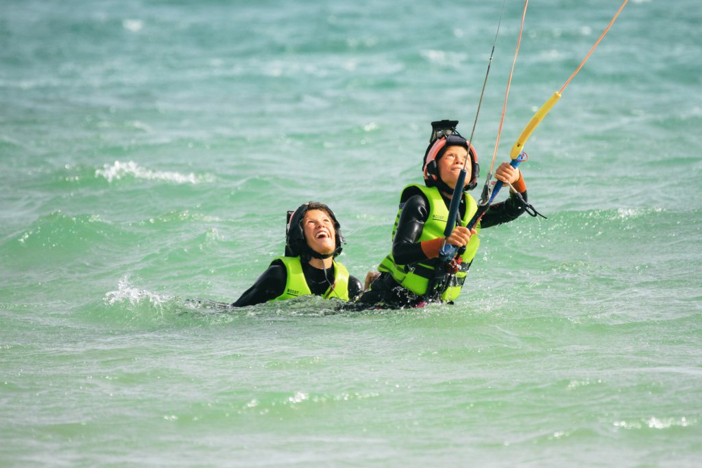 Cursos de Kitesurf Niños 3 IMG 1642